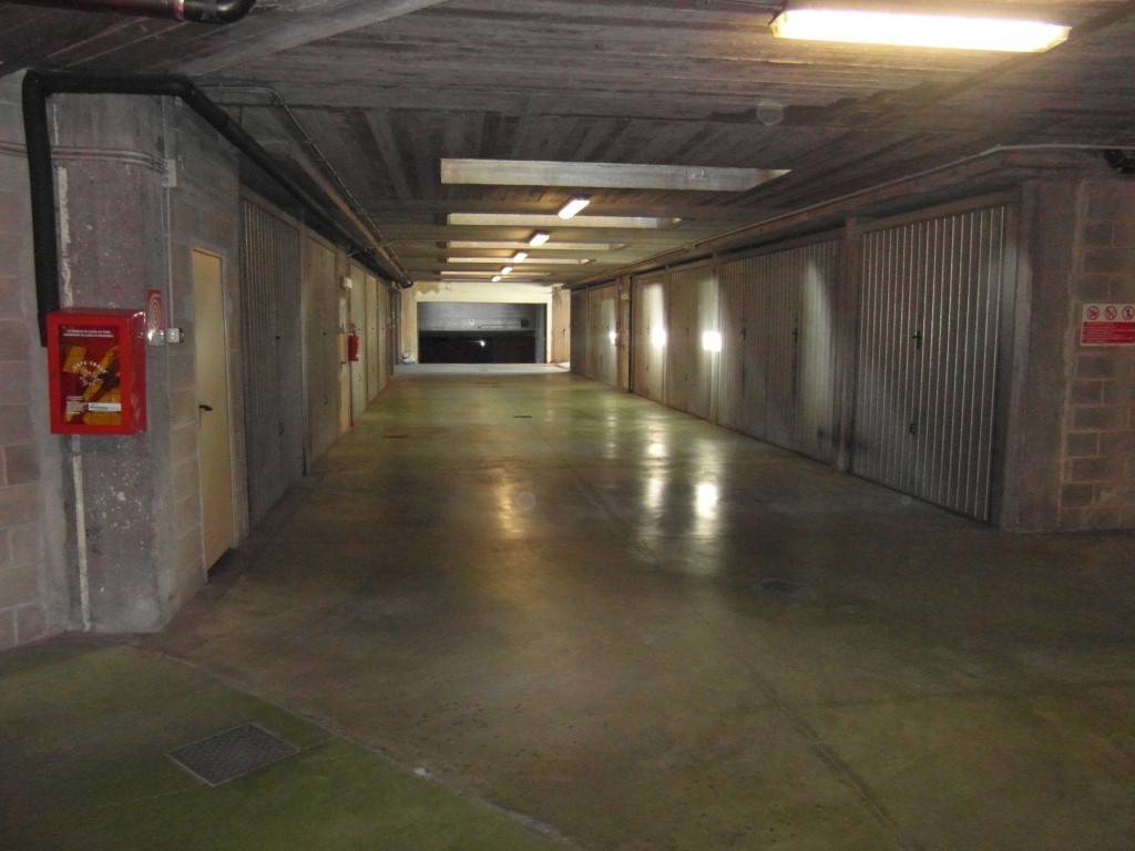 Box / garage a Chieri in Via Cesare Battisti, 1 - Foto 3