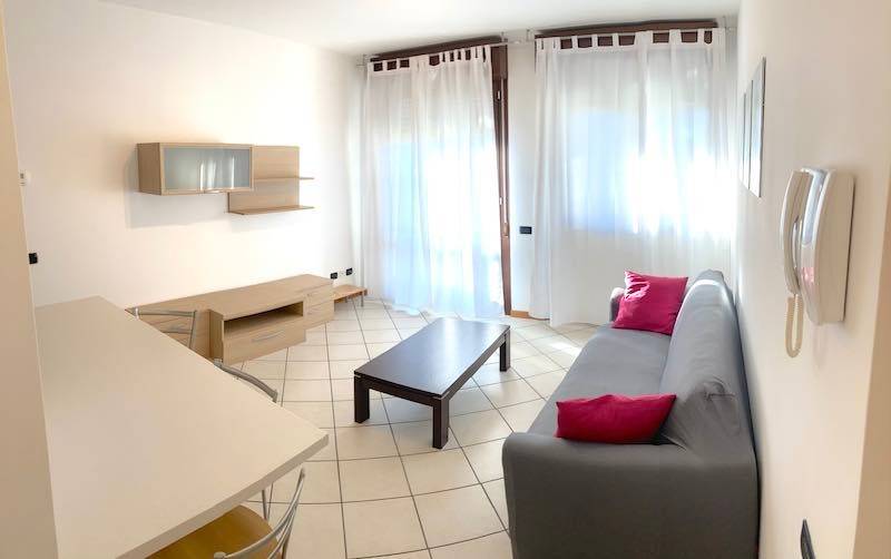 Appartamento a Gallarate in Via Pier Capponi, 54 - Foto 2