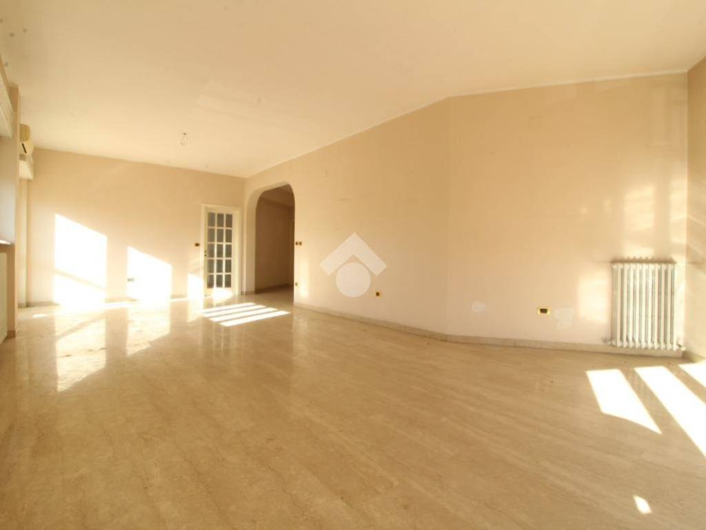 Appartamento a Pescara in Via del Bagno Borbonico, 7 - Foto 2