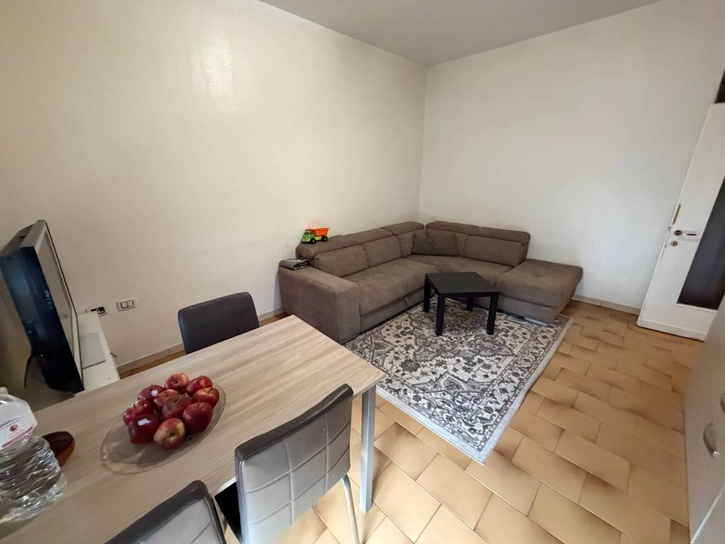 Appartamento a Ossona in Via 25 Aprile - Foto 2