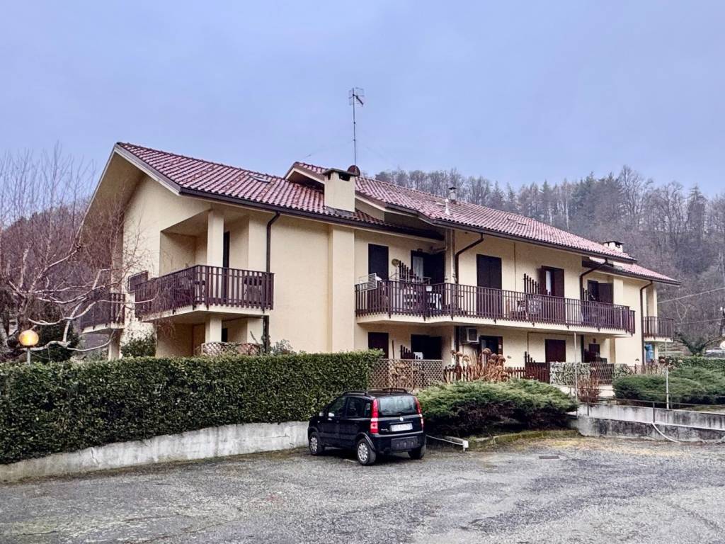 Appartamento a Torre pellice in Via Boschetto, 4 - Foto 2