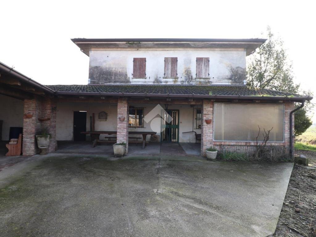Casa indipendente a Porto mantovano in Via della Libertà, 99 - Foto 2