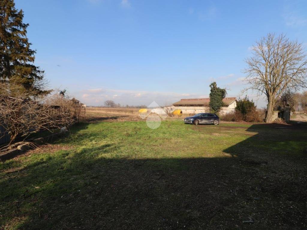 Casa indipendente a Porto mantovano in Via della Libertà, 99 - Foto 3