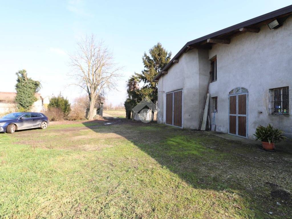 Casa indipendente a Porto mantovano in Via della Libertà, 99 - Foto 4