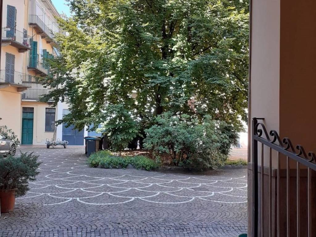 Appartamento a Alessandria in Piazza Giuseppe Garibaldi, 21 - Foto 2