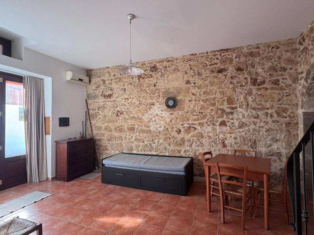Appartamento a Ragusa in Via Generale Scrofani, 87 - Foto 2