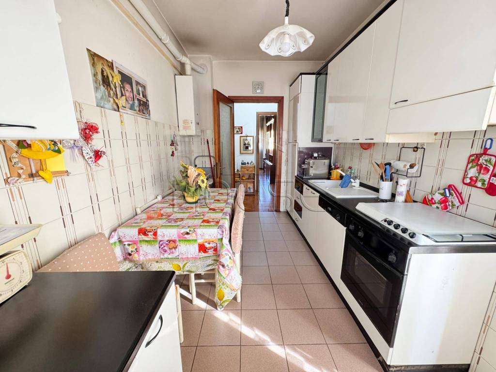 Appartamento a Città di castello in Via Romolo Murri, Città di Castello, Perugia, Umbria, 06012, Italia - Foto 5