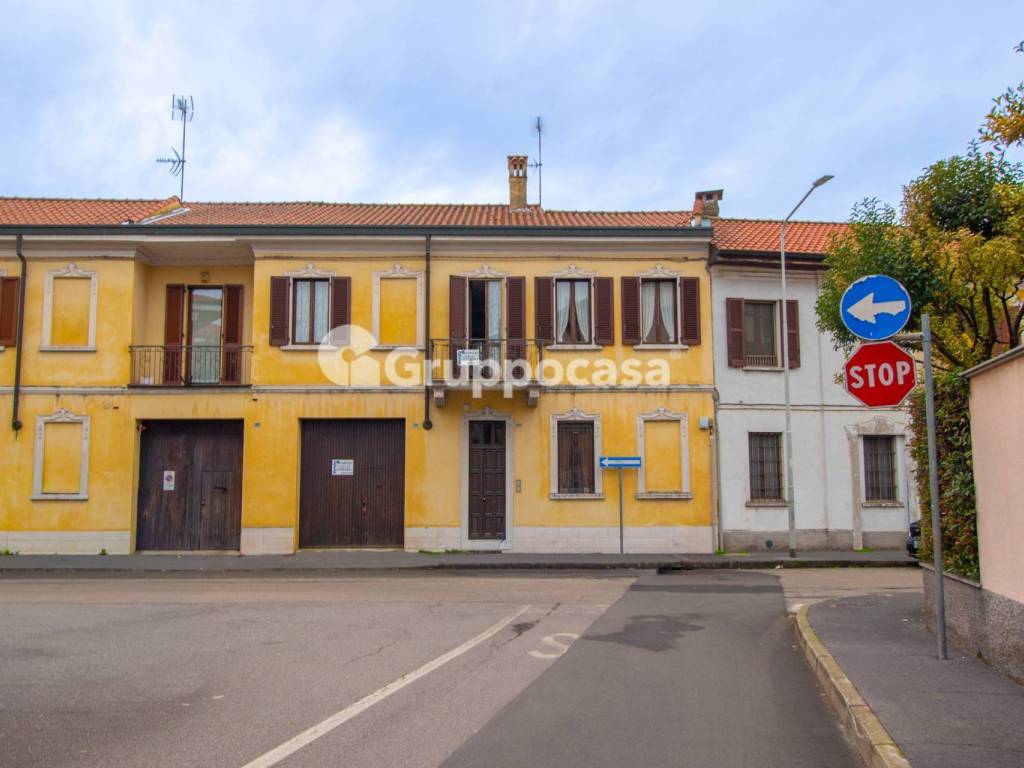 Casa indipendente a Magenta in via melzi, 26 - Foto 2