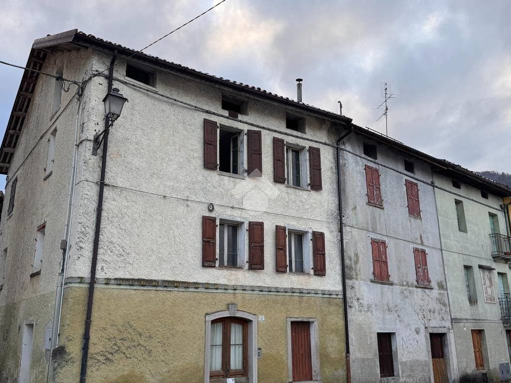 Casa indipendente a Seren del grappa in Via Roma, 12 - Foto 2