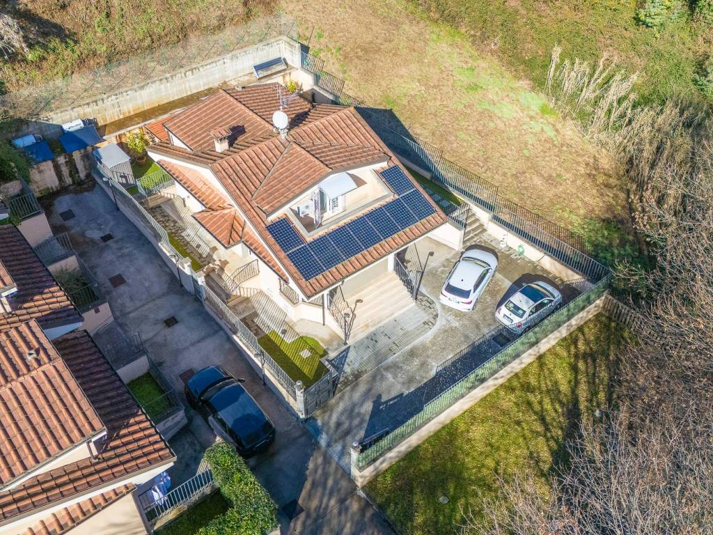 Villa a Lariano in Via Colle Ottorino Nord, 2 - Foto 2