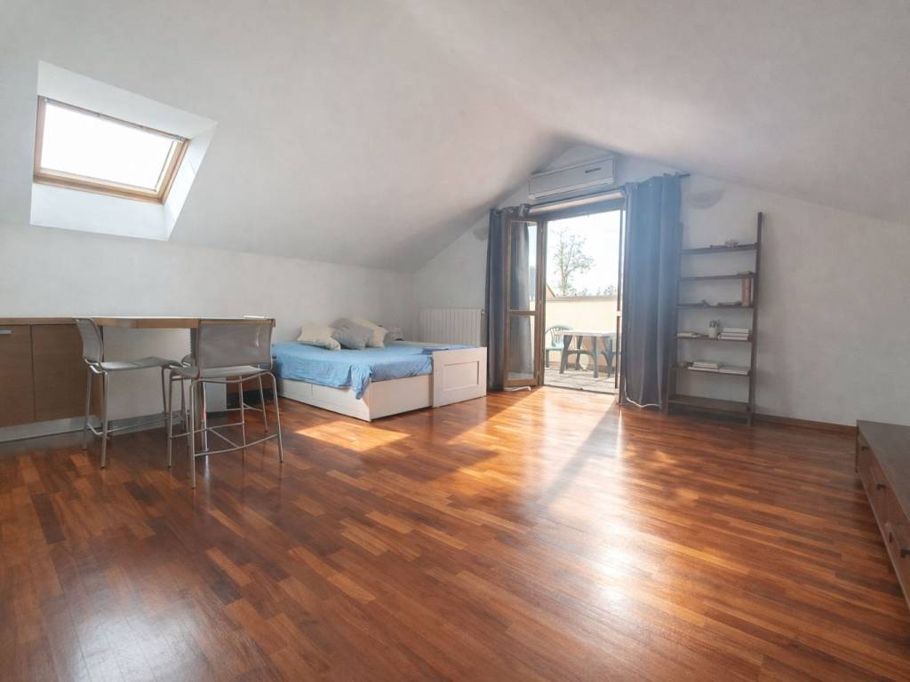 Appartamento a Saronno in Via Larga, 64 - Foto 2