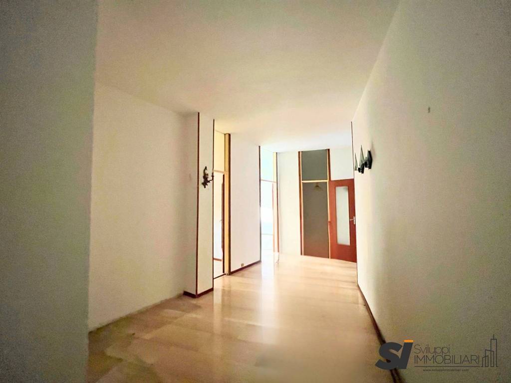Appartamento a Novara in Via Col di Lana - Foto 2