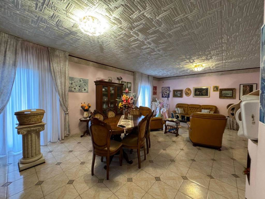 Appartamento a Cosenza in Corso Vittorio Emanuele II - Foto 2