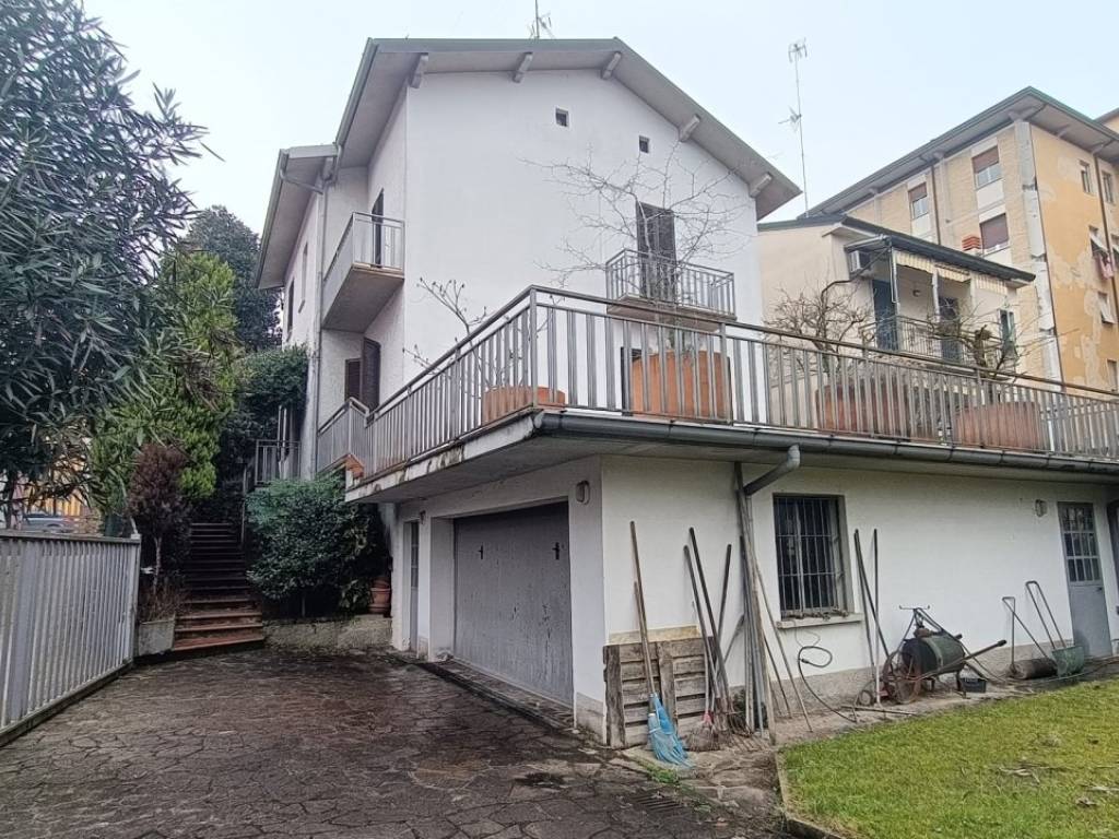 Villa a Cremona in Via Francesco Genala, 10 - Foto 5