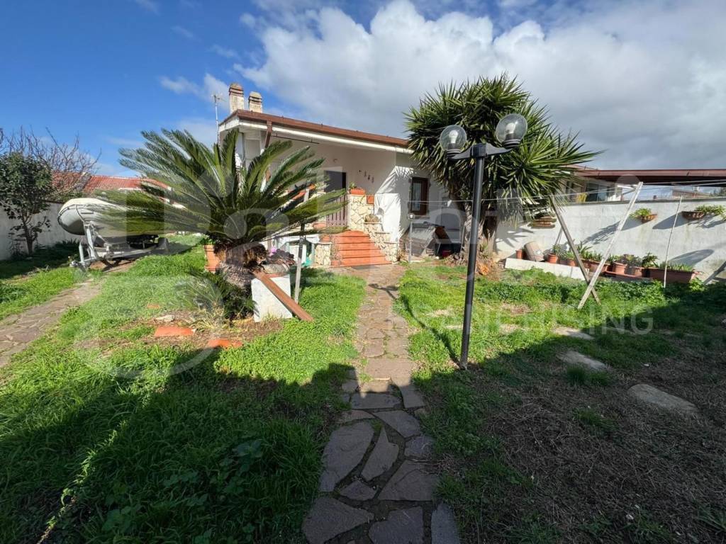 Villa a Ardea in via delle mimose, 67 a - Foto 2