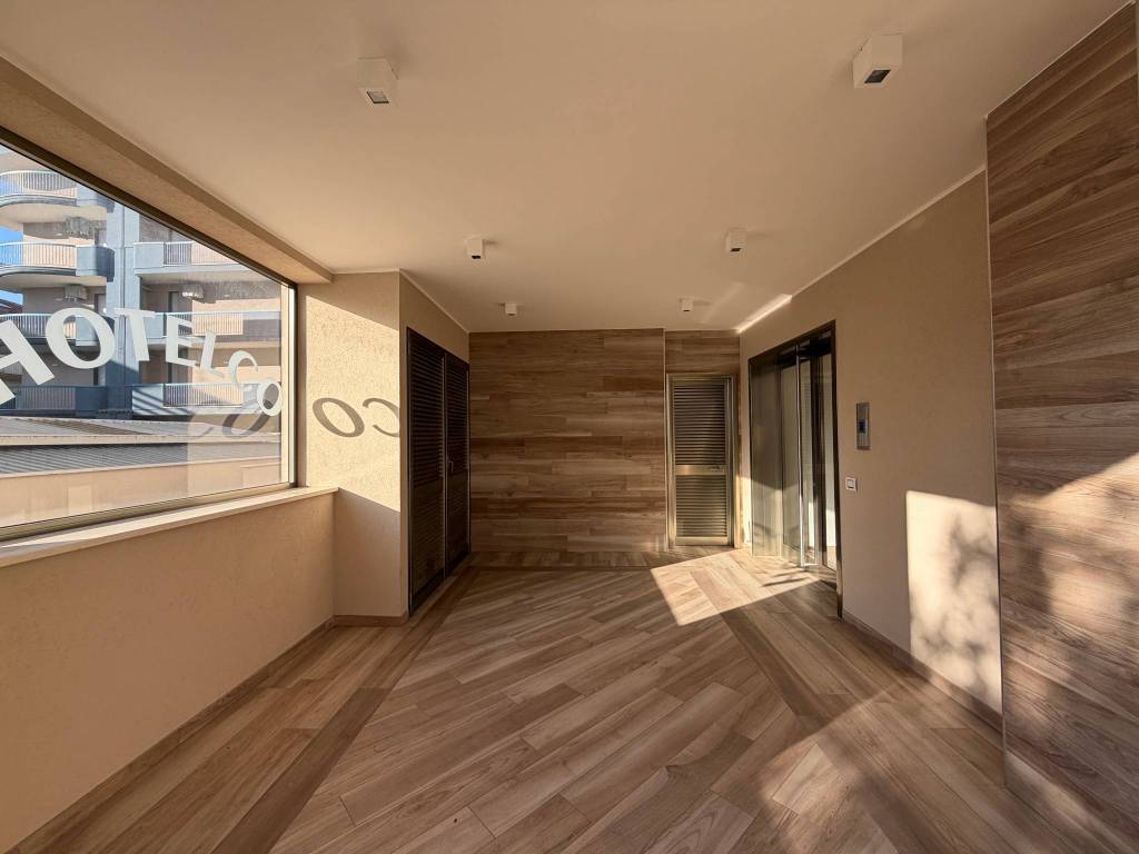 Appartamento a Alba adriatica in Viale Guglielmo Marconi - Foto 2