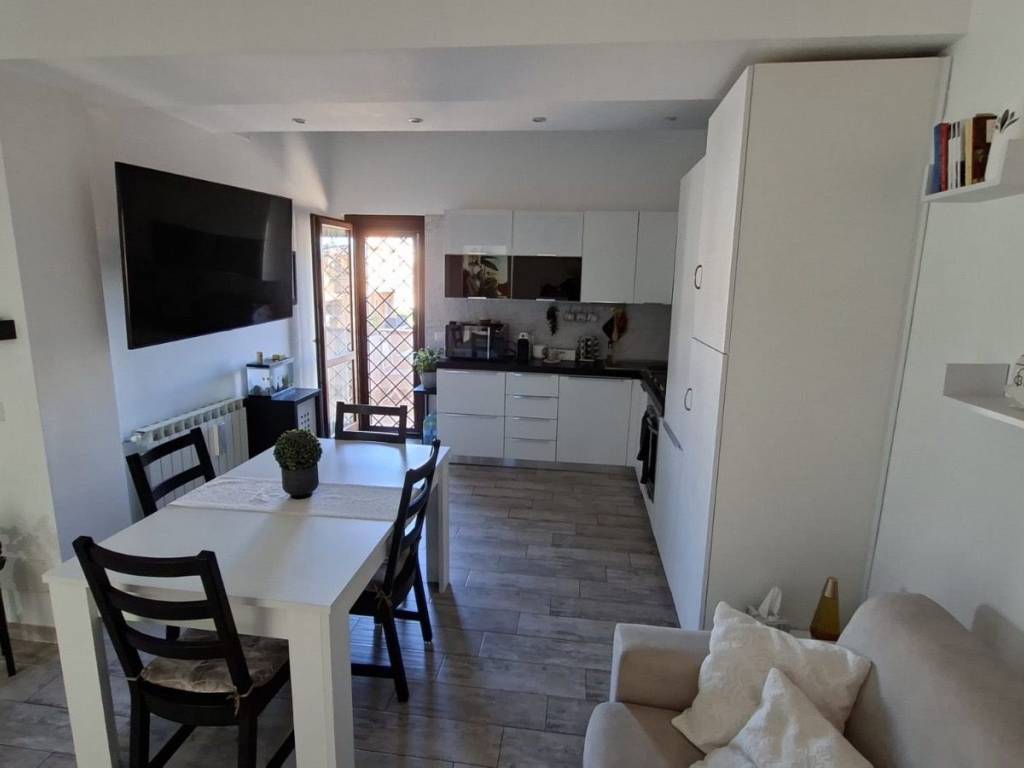 Appartamento a Ladispoli in Via Pescara - Foto 2