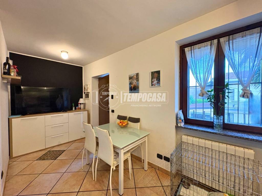 Appartamento a Legnano in Via Olmina - Foto 2