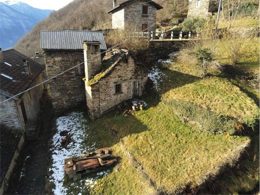 Rustico / casale a Villadossola in Frazione Tappia, SNC - Foto 2