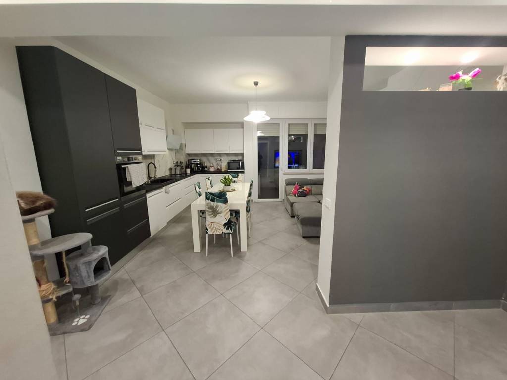 Appartamento a Livorno in Via Augusto Liverani - Foto 4