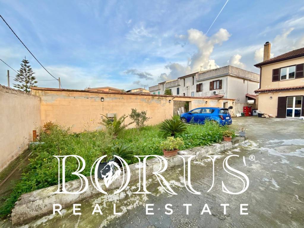 Villa a Castel volturno in Via Modena - Foto 2