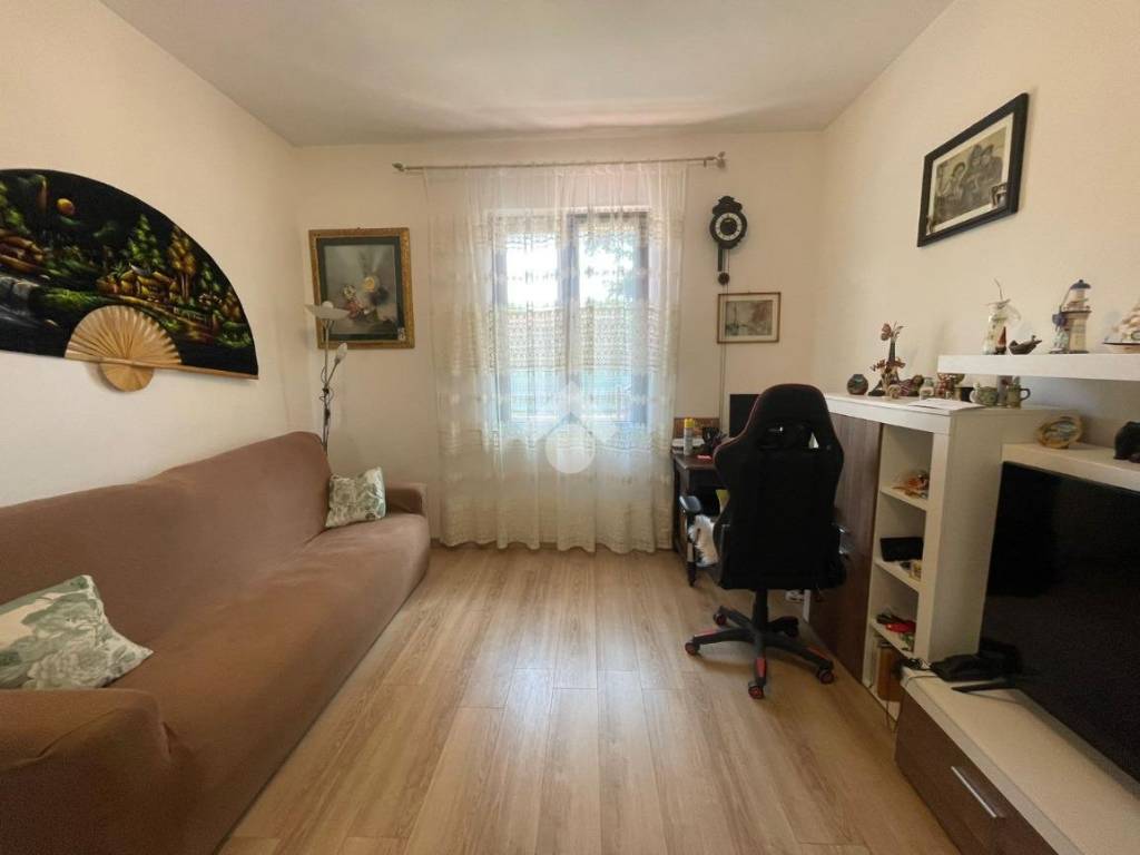 Appartamento a Bastia umbra in VIA GOBETTI, 14 - Foto 2