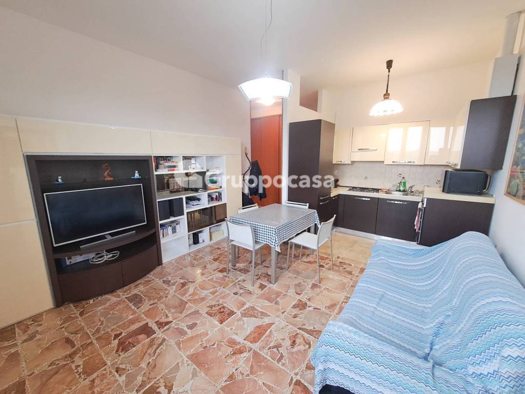 Appartamento a Bareggio in Via Piave, 114 - Foto 4