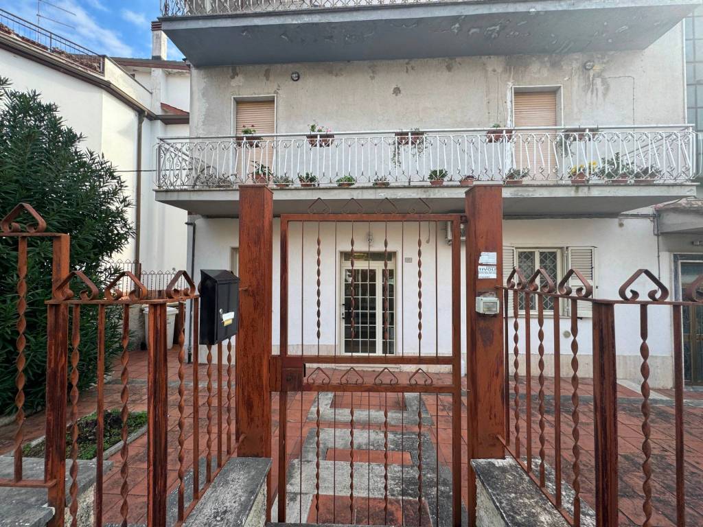 Appartamento a Guidonia montecelio in Via Mario Visintini, 17 - Foto 4