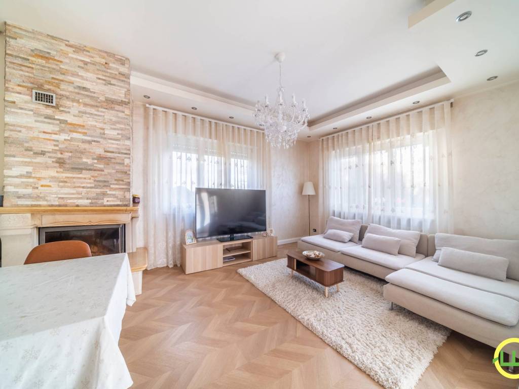 Villa a Manzano in Via Principale - Foto 4