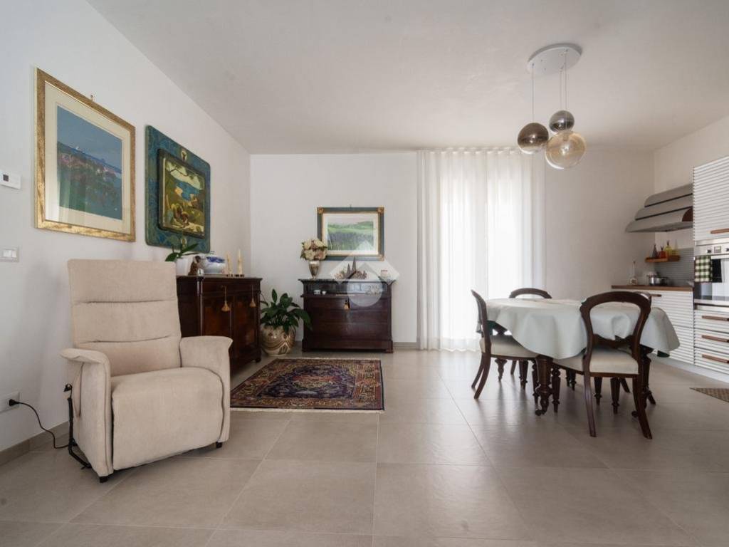 Appartamento a Conversano in Via Salerno - Foto 2