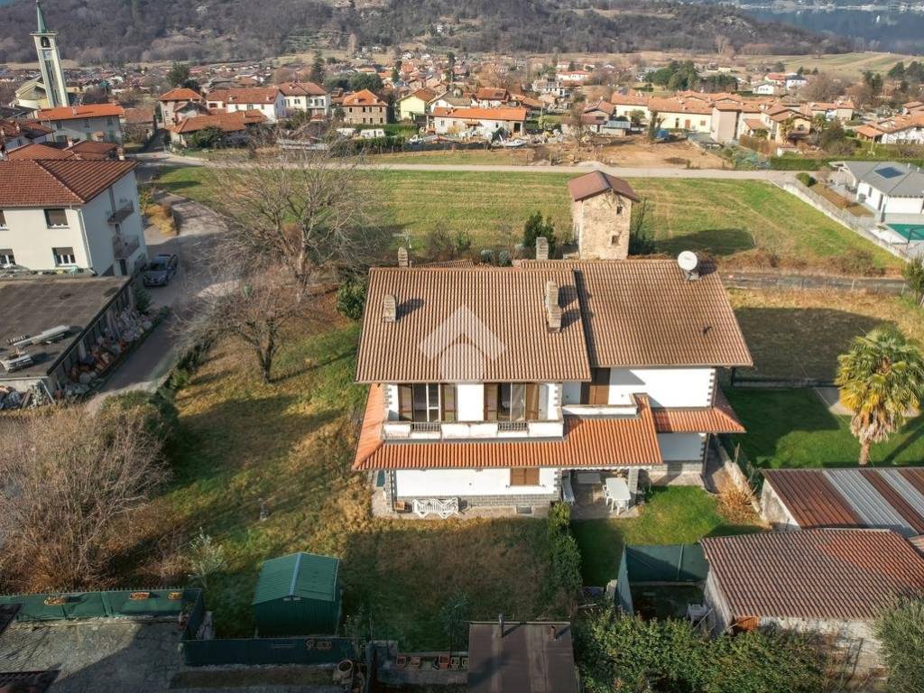 Villa a Colico in Via Partigiani d'Italia, 4 - Foto 2