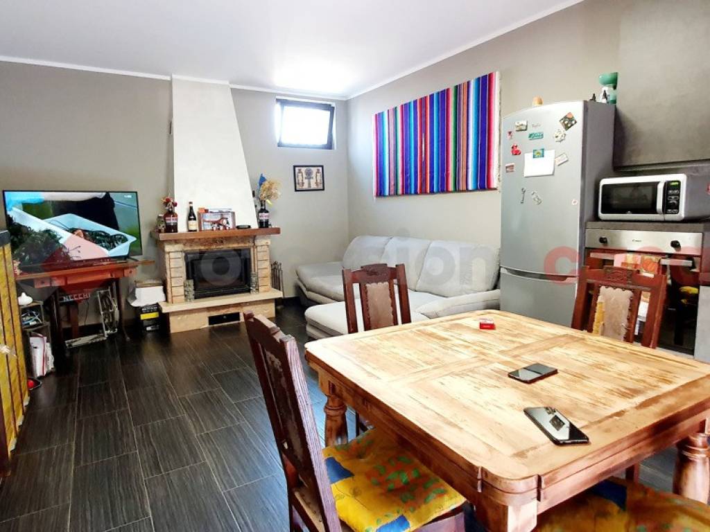 Casa indipendente a Pinerolo in strada dei rivetti - Foto 5