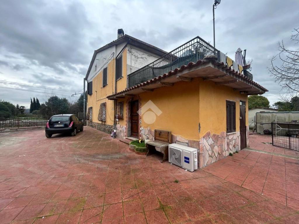 Appartamento a Perugia in Via Evelina, 80 - Foto 2