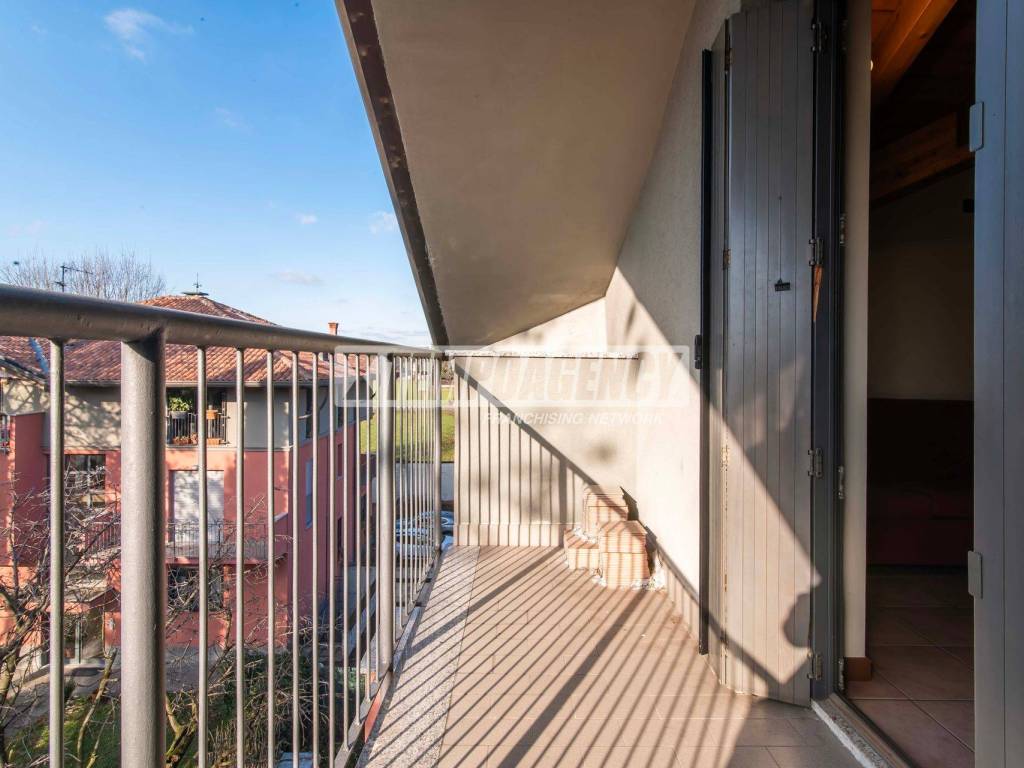 Appartamento a Gerenzano in Via pascoli 12 - Foto 5