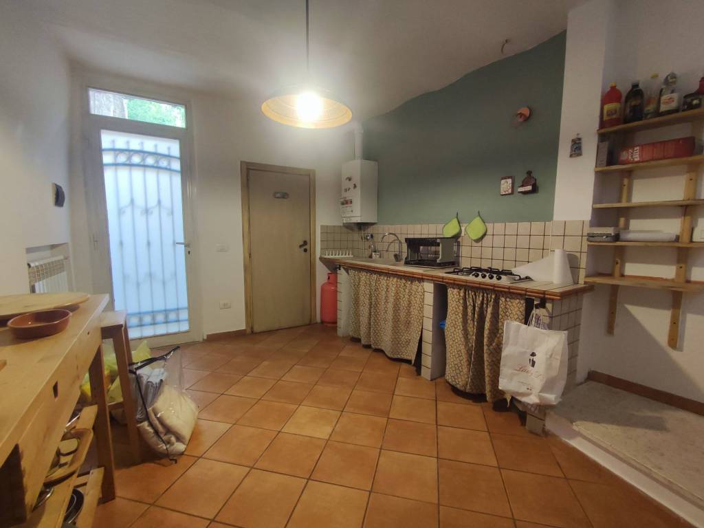 Casa indipendente a Formia in Via Moricone - Foto 2