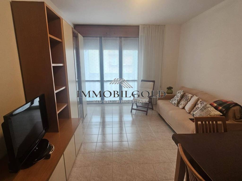 Appartamento a Abbiategrasso in Via Leonardo da Vinci - Foto 2