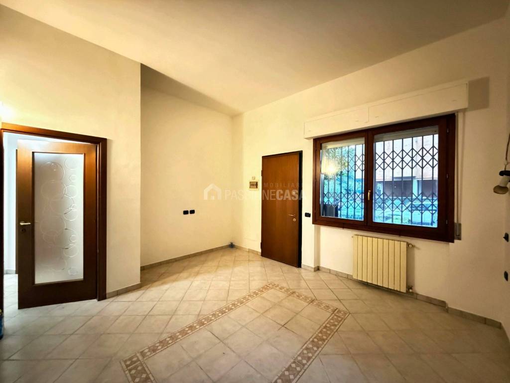 Appartamento a Prato in Via Ugo Bassi - Foto 4