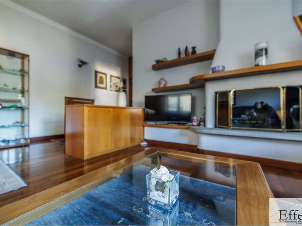 Villa a Biandronno in Via Giuseppe Mazzini, 38 - Foto 2