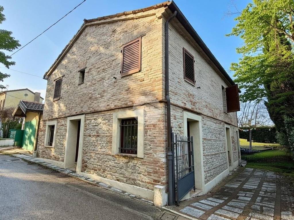 Villa a Misano adriatico in Via Cà Gallo, 35 - Foto 2