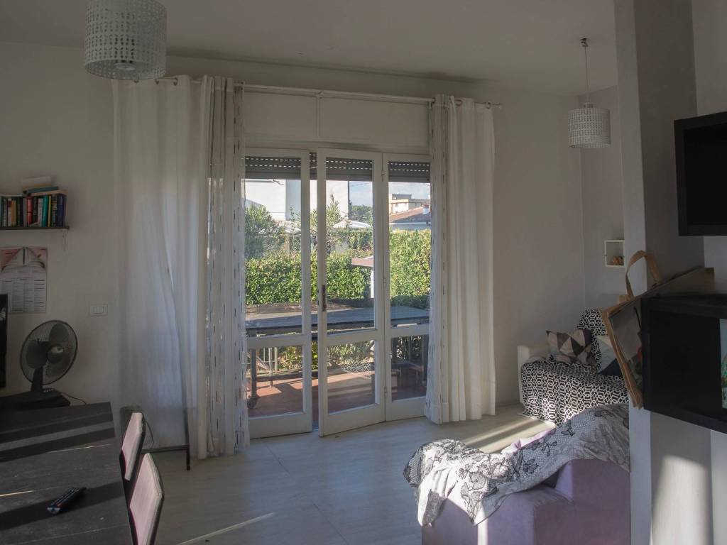 Villa a Pietrasanta in Via Giambattista Marino, 47 - Foto 5