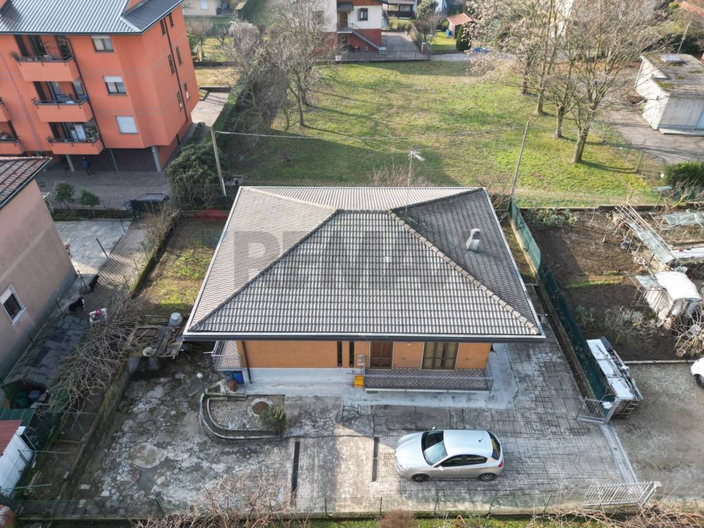 Villa a Arcisate in Via Giovanni Pascoli, 19 - Foto 3