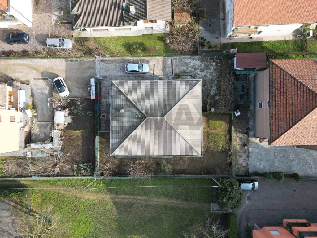 Villa a Arcisate in Via Giovanni Pascoli, 19 - Foto 5