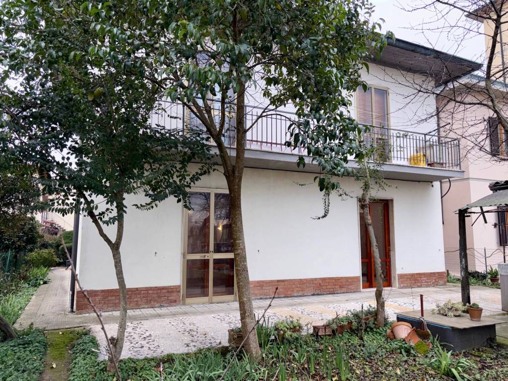 Villa a Campi bisenzio in Via San Giusto - Foto 4