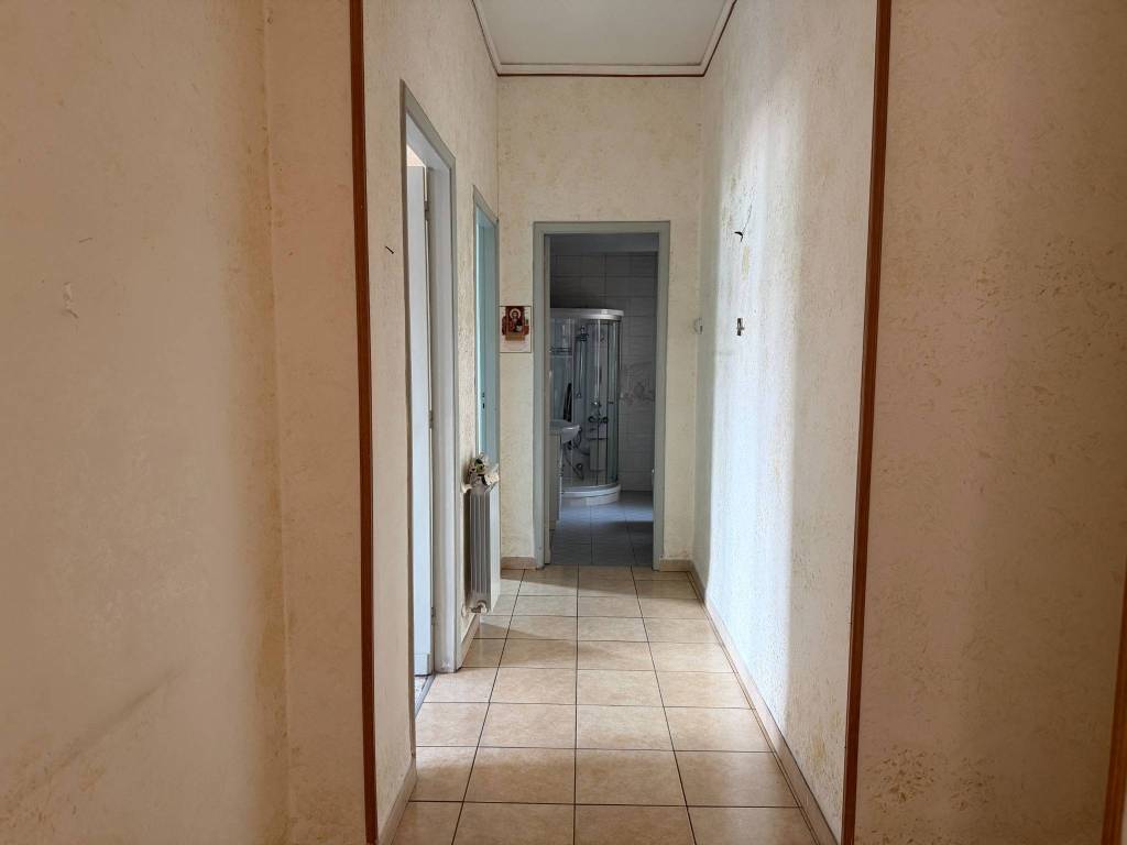 Appartamento a Caltanissetta in Via Napoleone Colajanni, 216 - Foto 3