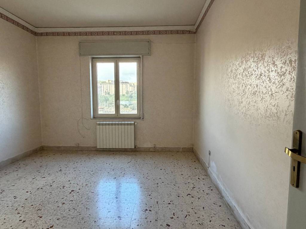 Appartamento a Caltanissetta in Via Napoleone Colajanni, 216 - Foto 4