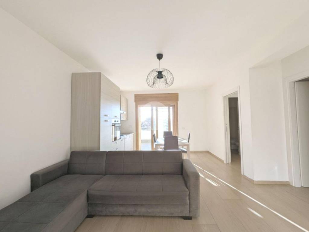 Appartamento a Ciampino in Via Fratelli Wright, 206 - Foto 2