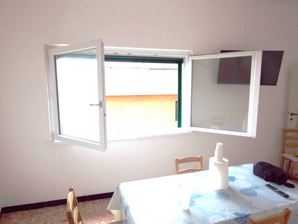 Attico / mansarda a Pomezia in Lungomare delle Meduse, 229 - Foto 5