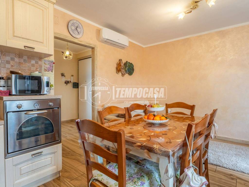 Appartamento a Campiglia marittima in Via Sardegna 6 - Foto 2