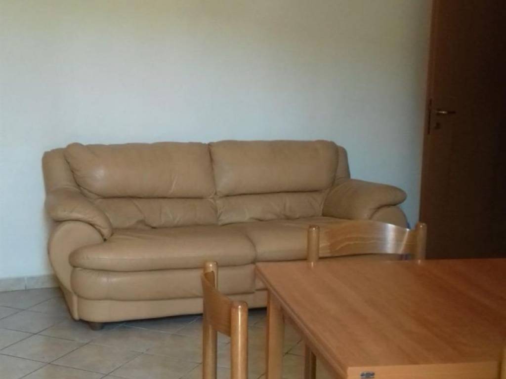Appartamento a Vergiate in Vicolo Motte - Foto 2