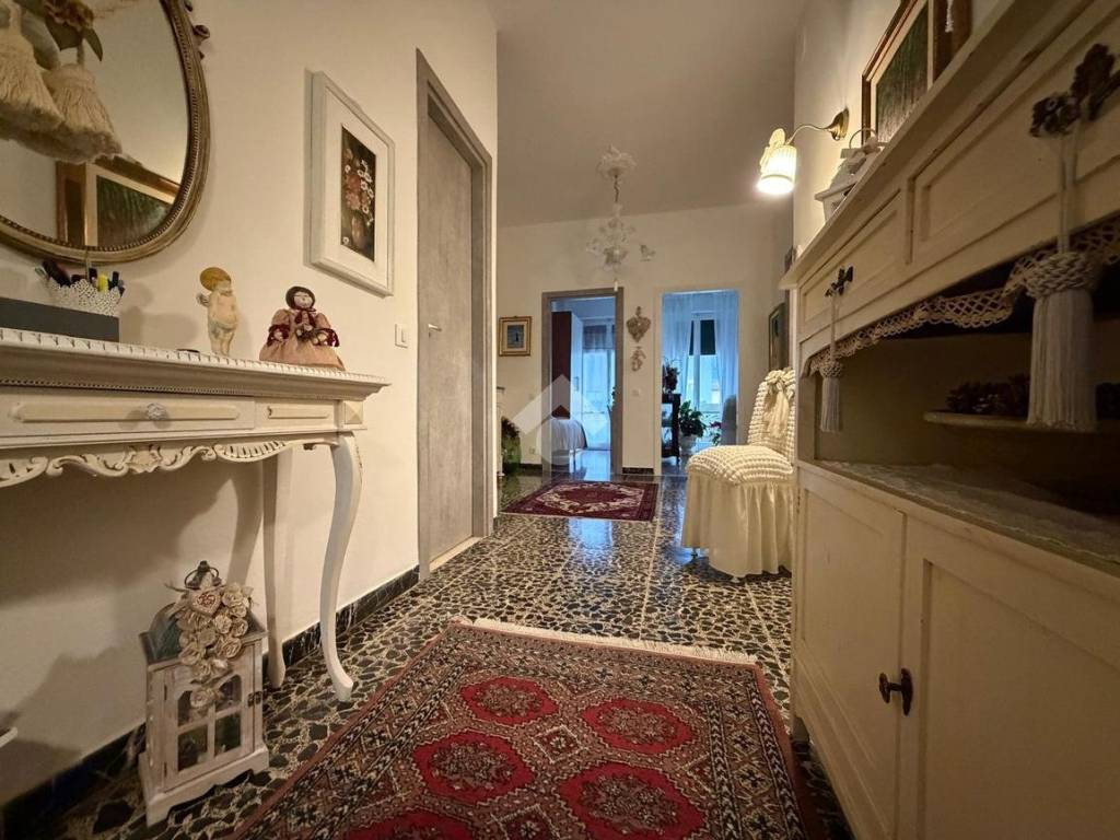 Appartamento a Massa e cozzile in Via D. Alighieri, 5 - Foto 2